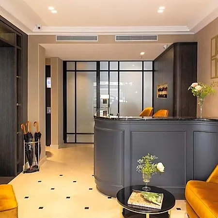 لينوكس مونبارناس 3*