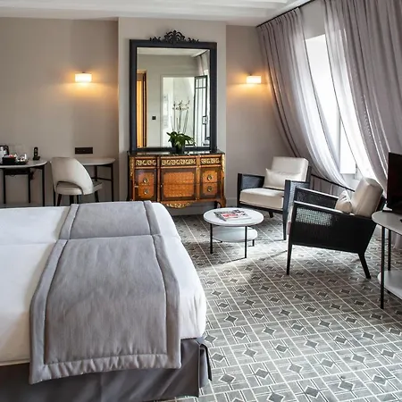Lenox Montparnasse Hotel 3*