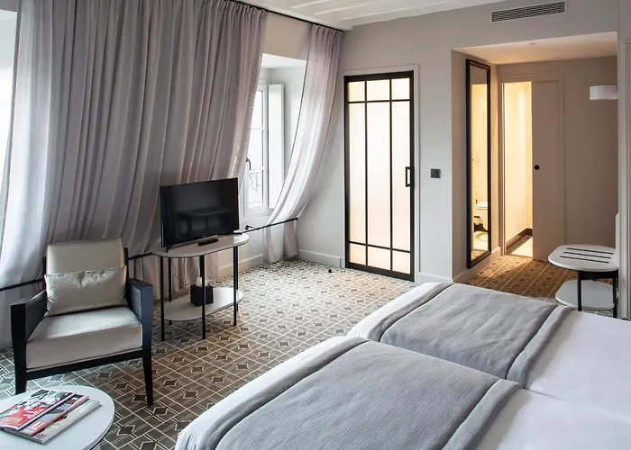 Lenox Montparnasse Hotel