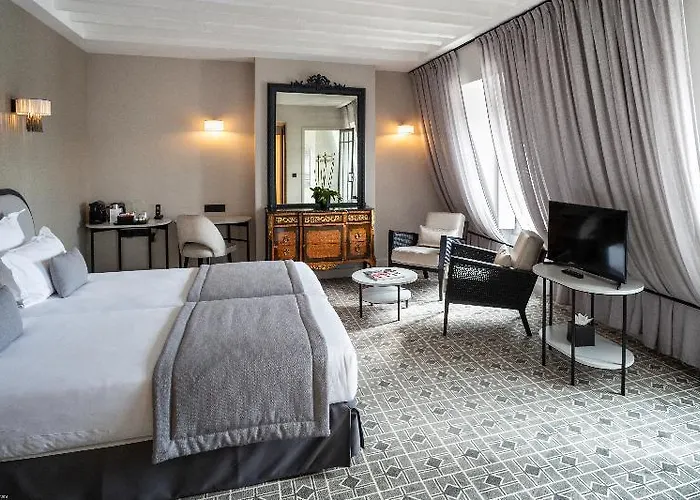 Hotel Lenox Montparnasse 3*