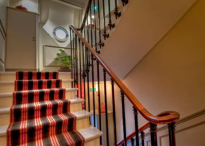 Lenox Montparnasse Hotel